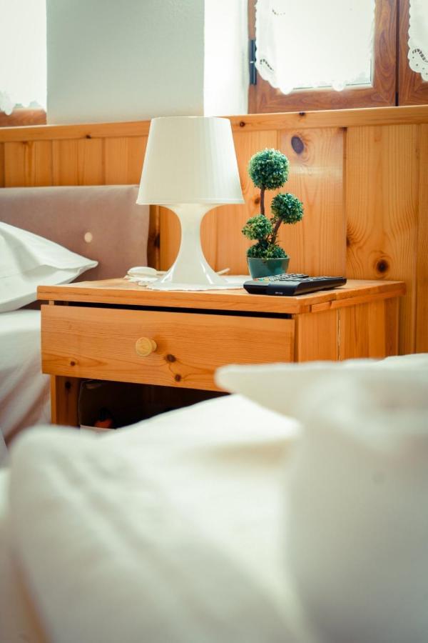 Hotel Domino Gjirokaster Luaran gambar