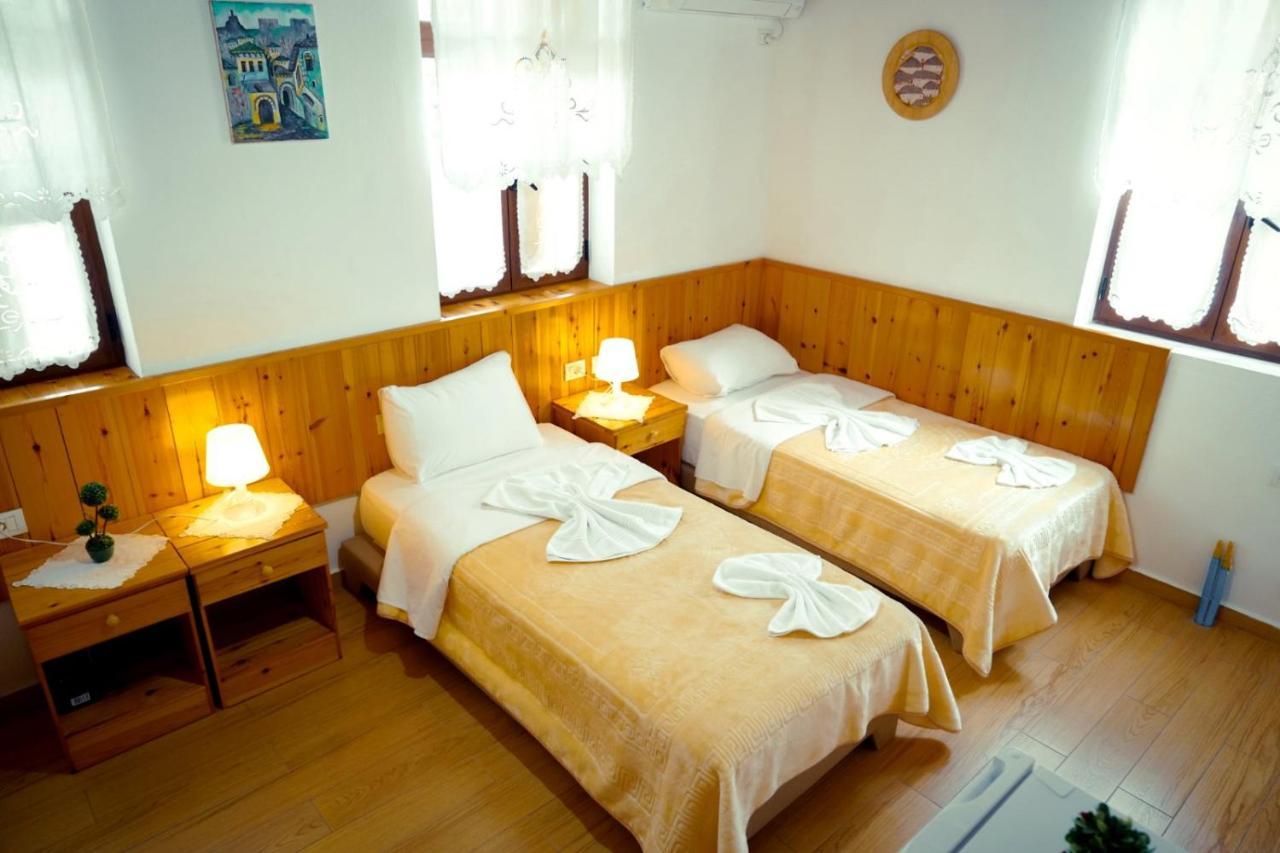 Hotel Domino Gjirokaster Luaran gambar
