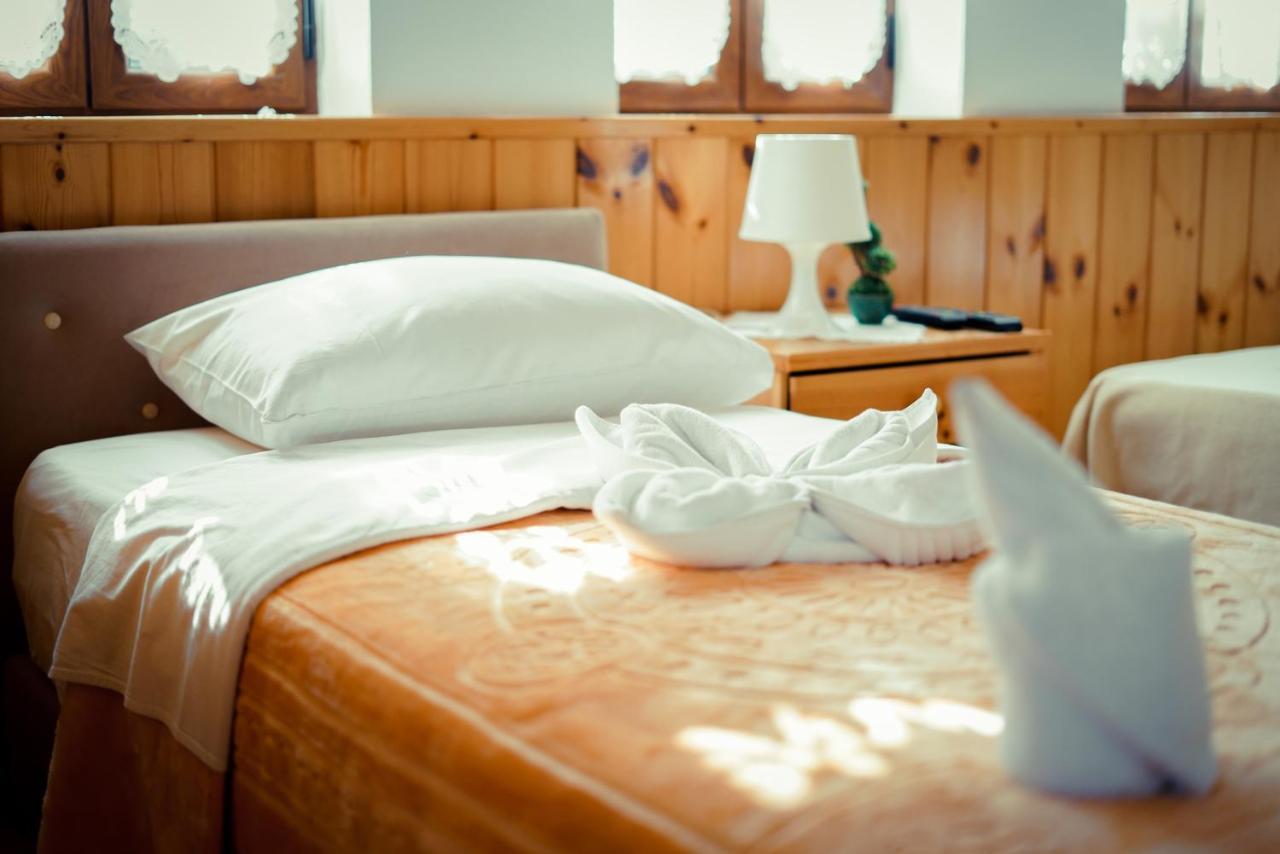 Hotel Domino Gjirokaster Luaran gambar