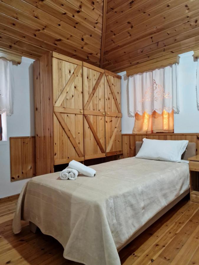 Hotel Domino Gjirokaster Luaran gambar
