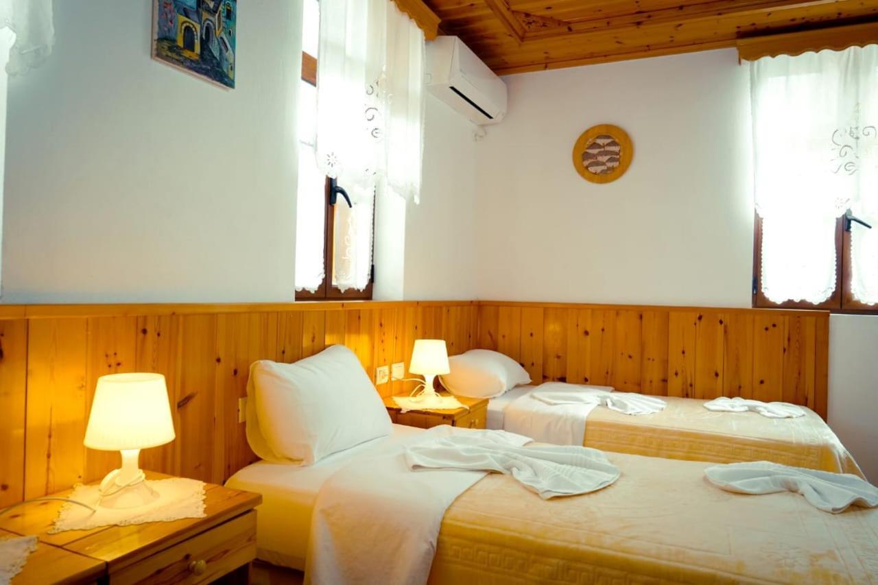 Hotel Domino Gjirokaster Luaran gambar