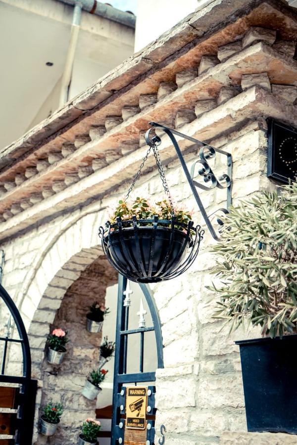 Hotel Domino Gjirokaster Luaran gambar